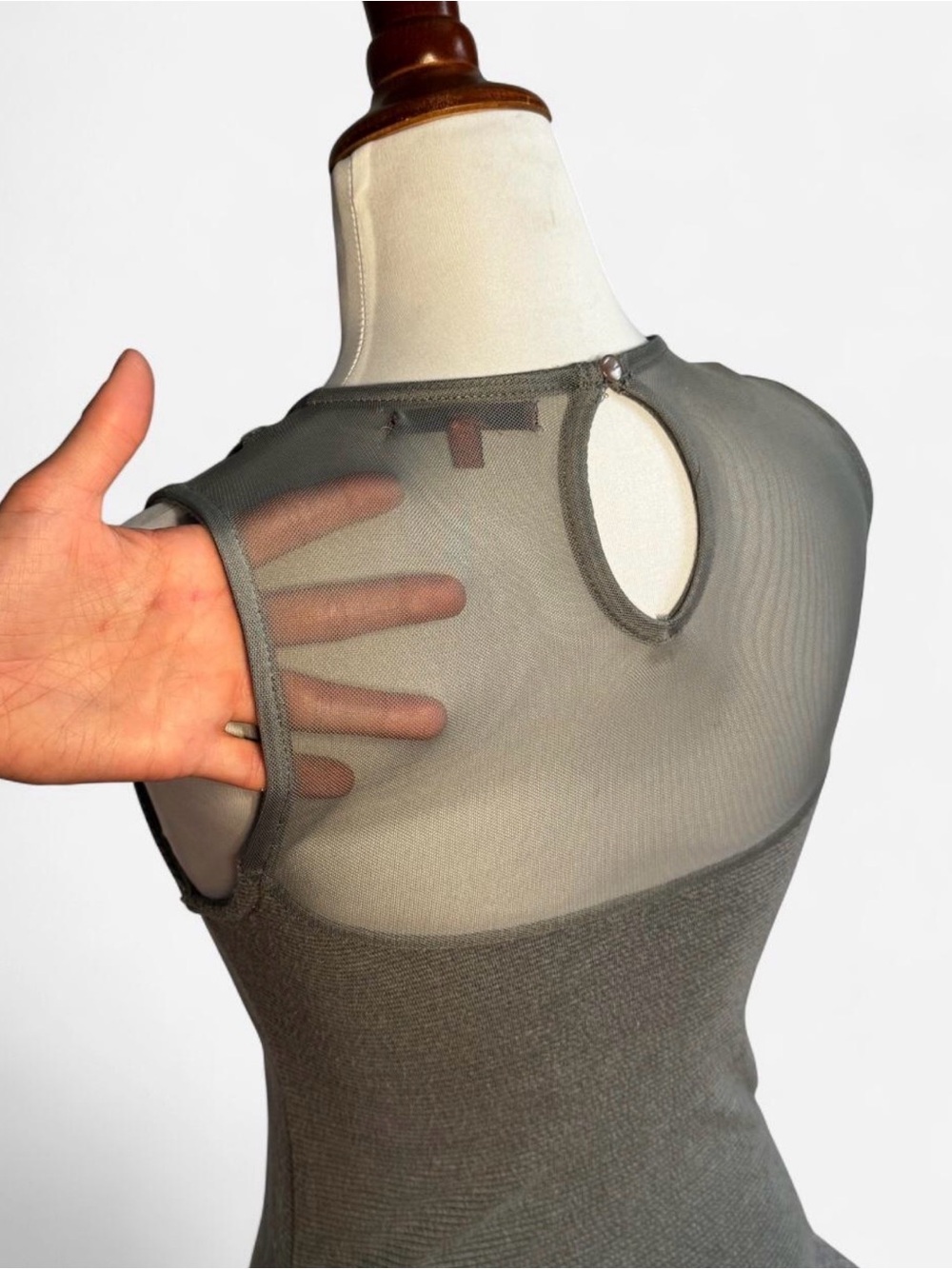 BKE Grey Mesh-Insert Ribbed Tank Top - Picture 3 of 5